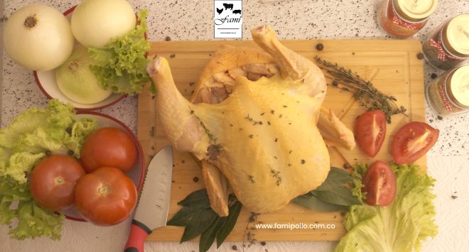 Pollo Criollo Entero x Libra