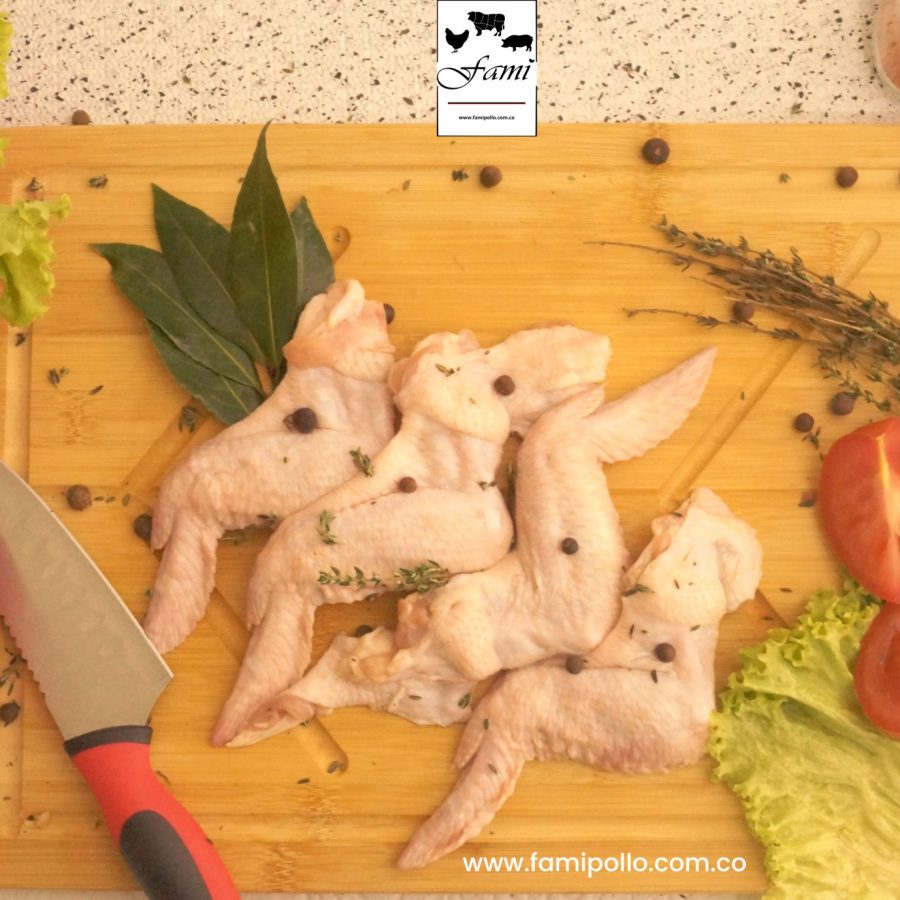 Alas de Pollo sin Costillar x Libra