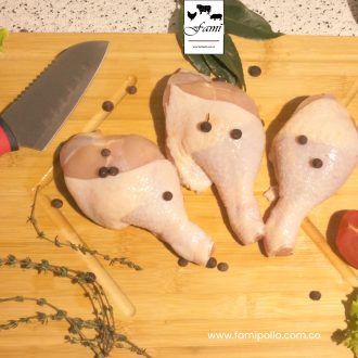 Pierna de Pollo Marinado x libra