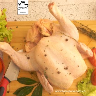 Pollo Entero Natural x Libra